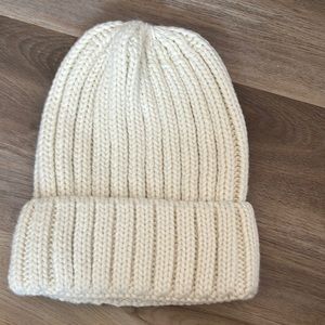 Soft and Cozy Crème Beanie